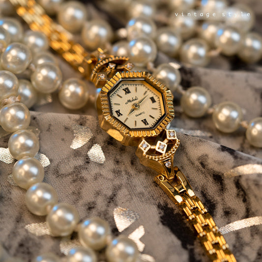 Elegant Vintage Gold Octagonal Dial Baroque Style Watch for Women-01