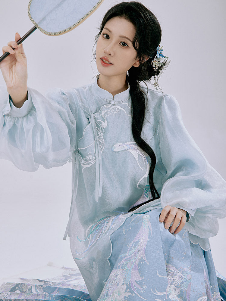 Spiritual Fish and Sea Waves – Dreamy Blue Hanfu Set with Horse Face Skirt Mamianqun Set-02