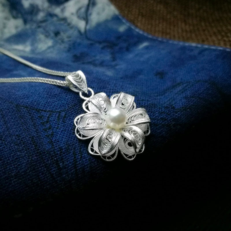 Handcrafted Silver Filigree Inlaid Natural Freshwater Pearl Pendant Necklace-02