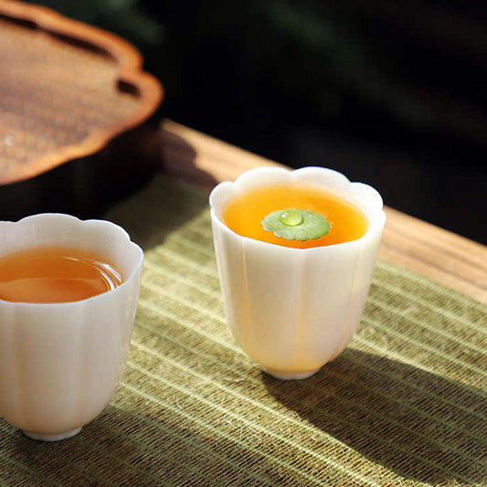 Dehua White Porcelain Bud-Shaped Gongfu Teacup (45ml)-02