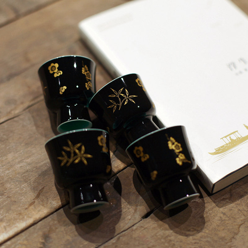 Suì Hán Sān Yǒu - Hand-painted Pine, Bamboo, Plum with Gold Foil Ceramic Teacup Wine Cup-04