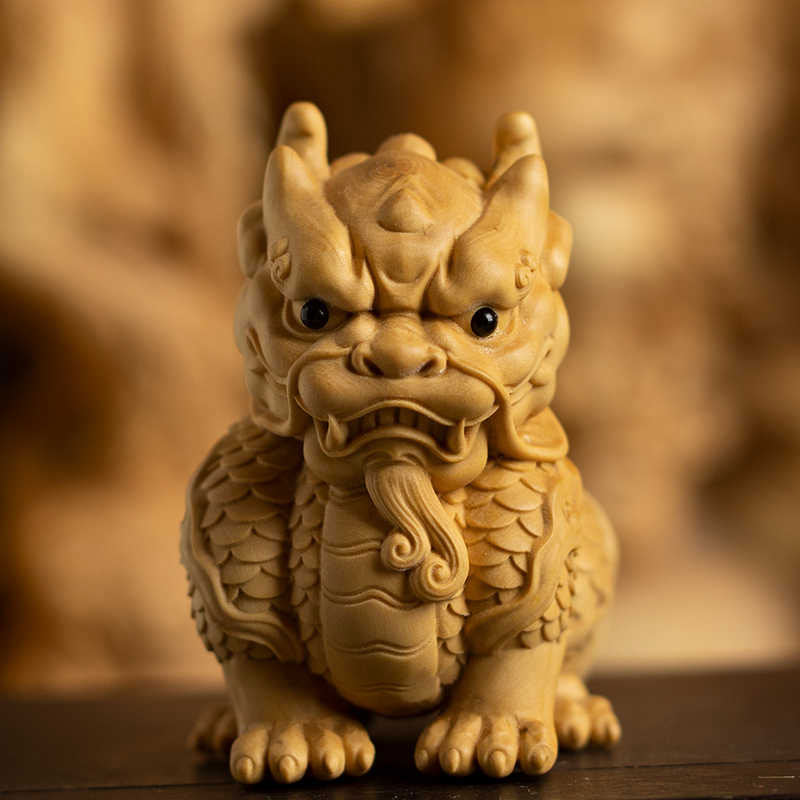 Small-Leaf Boxwood Qilin Sculpture - Palm-Sized Celestial Guardian Quality Craftsmanship-02
