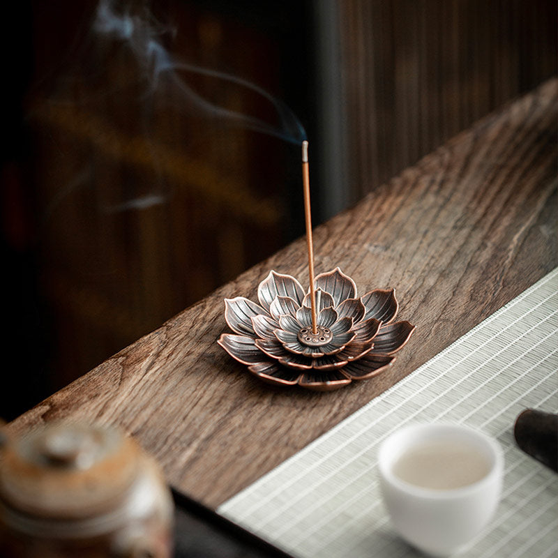 Lotus Blossom Incense Holder – Detachable Multi-Hole Design for Zen Rituals-03