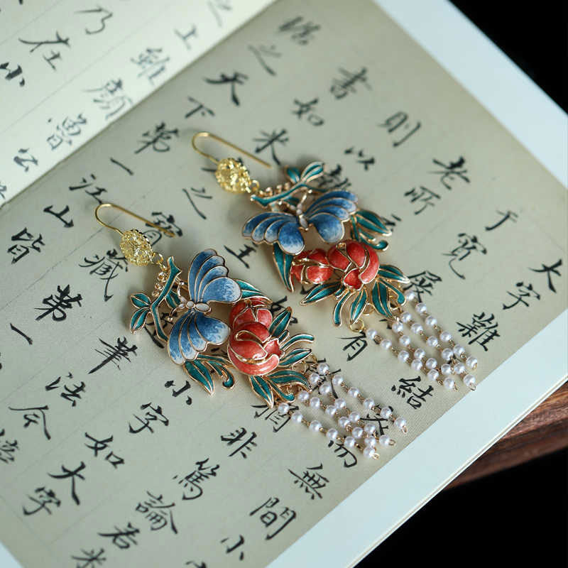 Ancient Chinese Style Butterfly and Flower Artificial Pearl Tassel Earrings-05