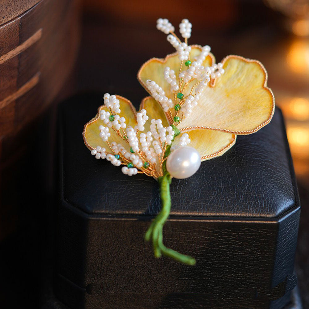 Chinese Ronghua Ginkgo Leaf Brooch — Elegant Gift for Her-07