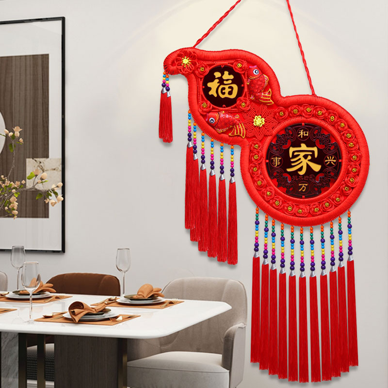 Gourd-shaped Peach Wood Chinese Knot Wall Hanging Decoration for Living Room, Housewarming Gift-04