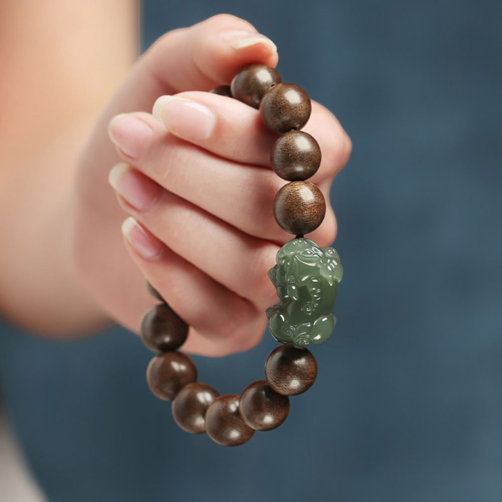 Natural Agarwood Beads with Hetian Qing Jade Pixiu-05
