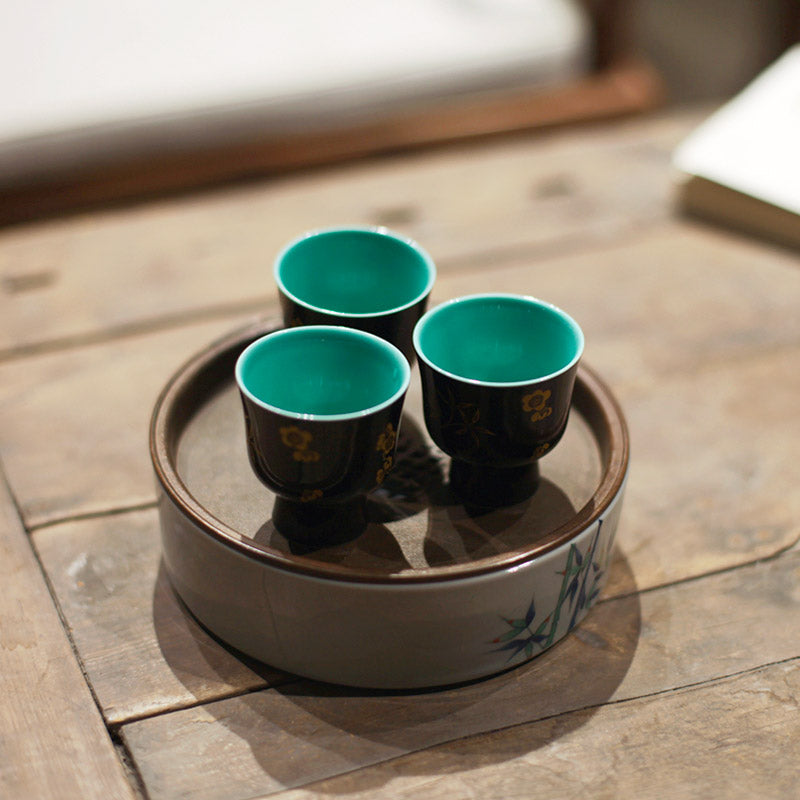 Suì Hán Sān Yǒu - Hand-painted Pine, Bamboo, Plum with Gold Foil Ceramic Teacup Wine Cup-05