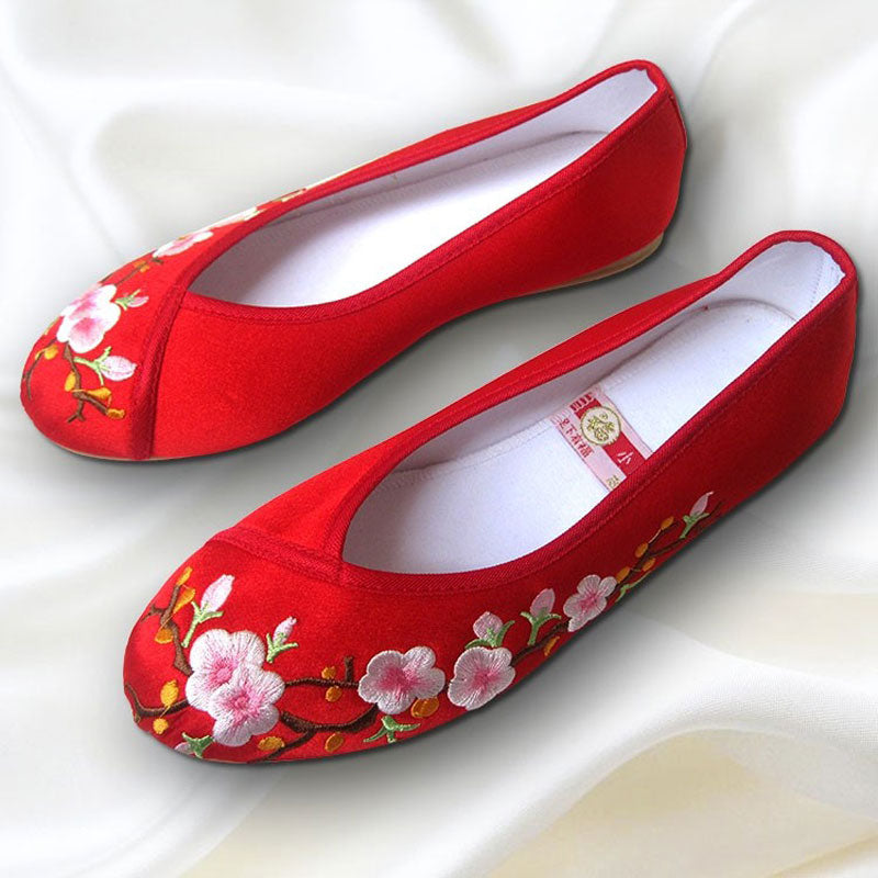 Chinese Style Satin Plum Blossom Embroidered Round Toe Slip On Flats (Multi-Color)-07