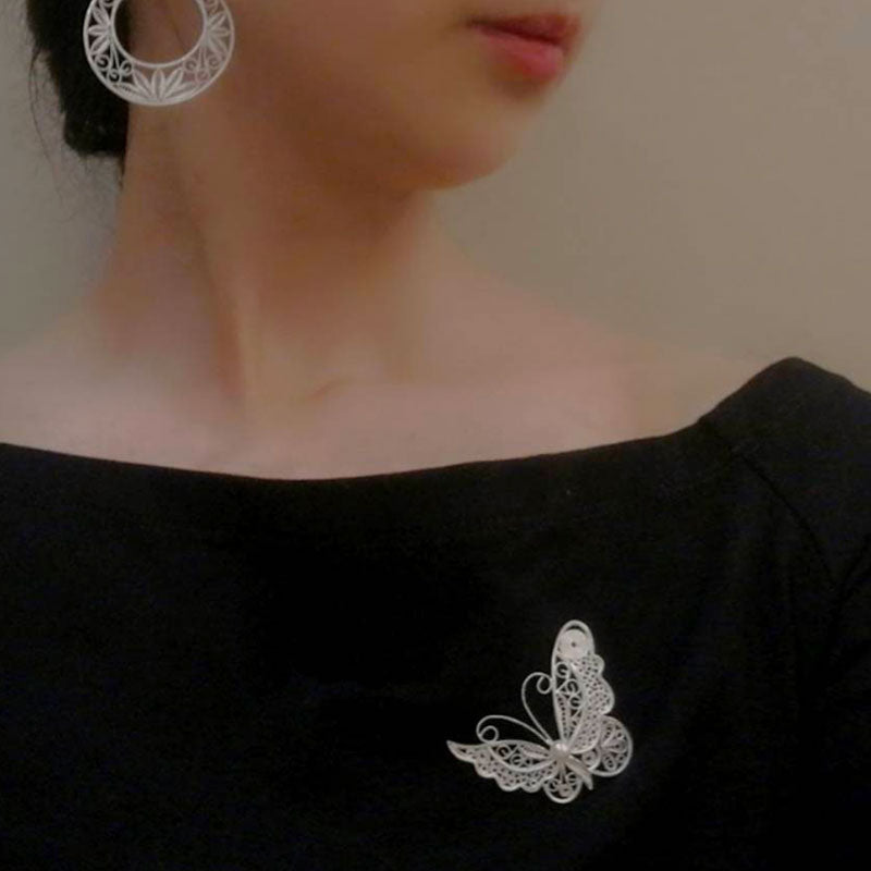 Vintage Plain Silver Filigree Butterfly Brooch Inlaid with Natural Freshwater Pearl-07