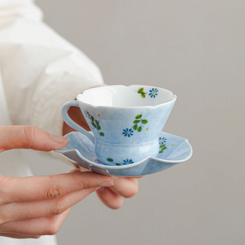 Sky-Blue Daisy Hand-Painted Porcelain Tea Cup-12