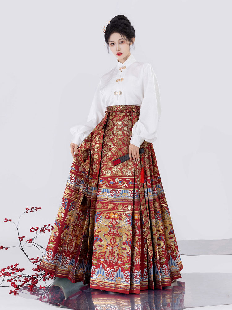 Dragon in Motion - Ming-Inspired Zhuanghua Brocade Mamian Skirt