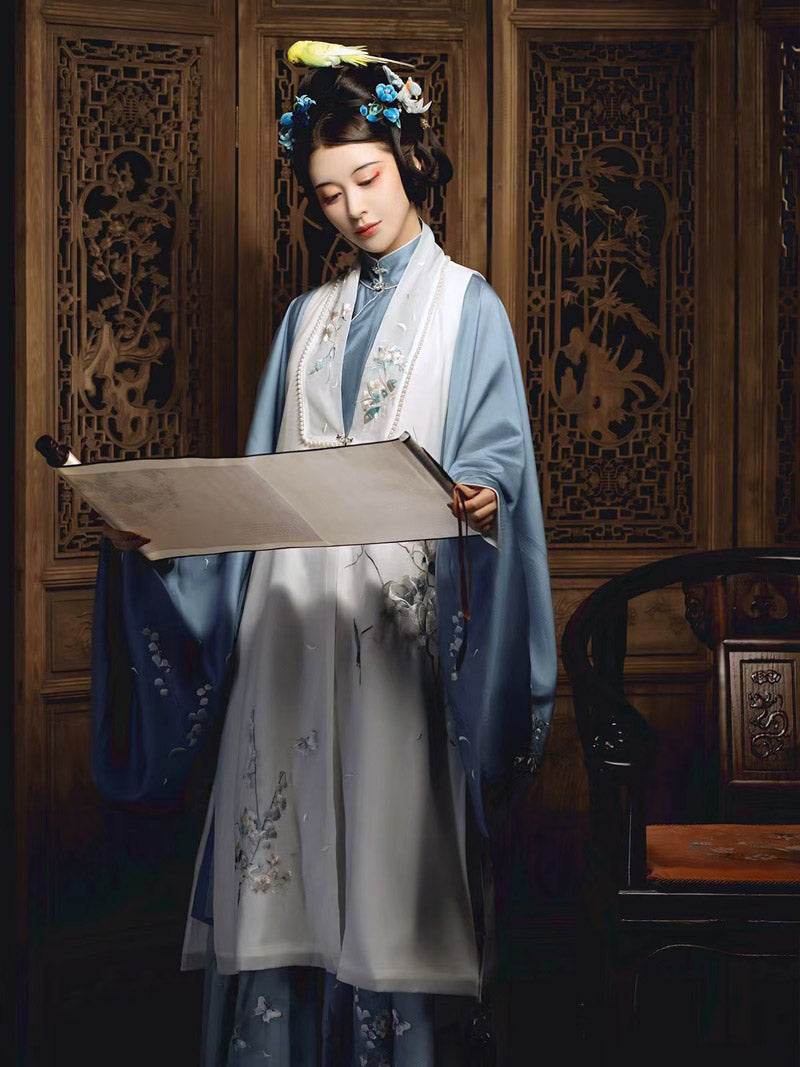 The Scent of Flowers on a Rainy Night Misty Blue Embroidery Hanfu Clothing-02