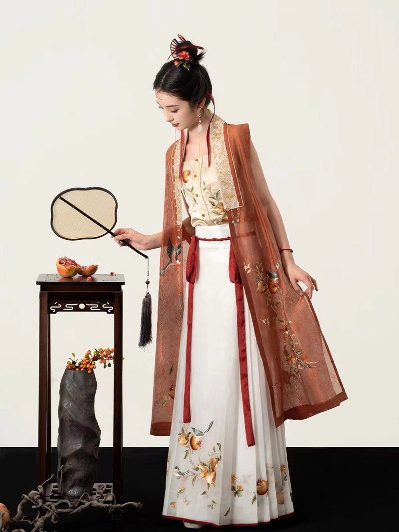 Magpies Singing on the Pomegranate Tree Branch「Good things are coming」Embroidered Hanfu Clothing-04