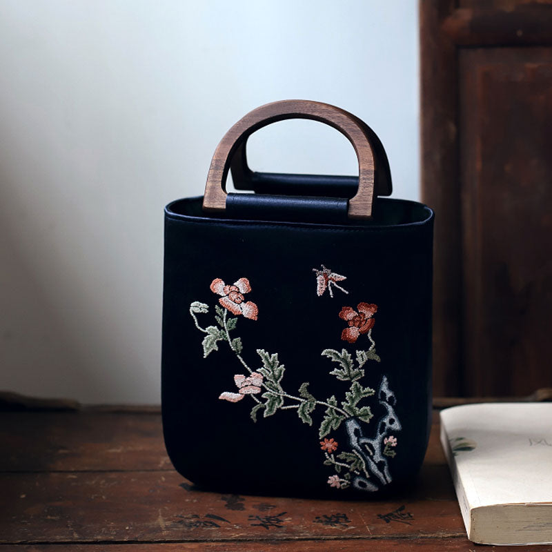 Sac à main en soie brodé de style chinois rétro avec poignée en bois