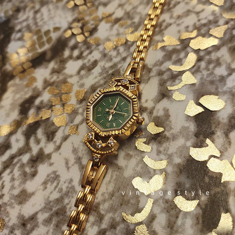 Montre de style baroque à cadran octogonal vert vintage pour femme