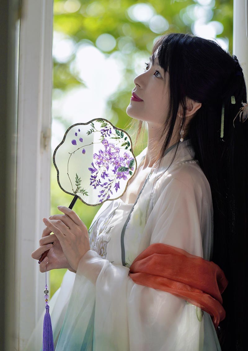 Bluedail Flower Shaped Single Side Beautiful Purple Wisteria Blossom Embroidered Handheld Decorative Fan Chinese Gift-05