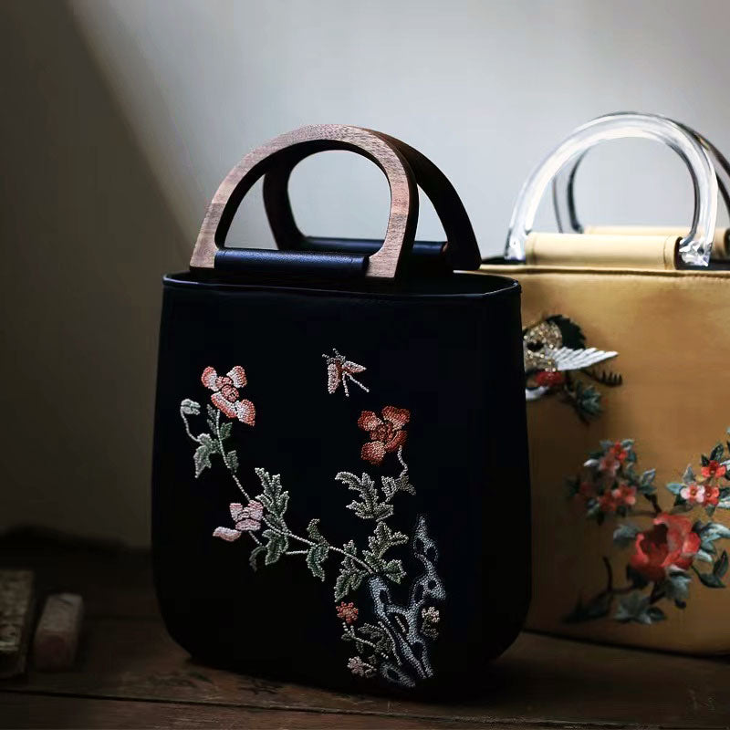 Sac à main en soie brodé de style chinois rétro avec poignée en bois