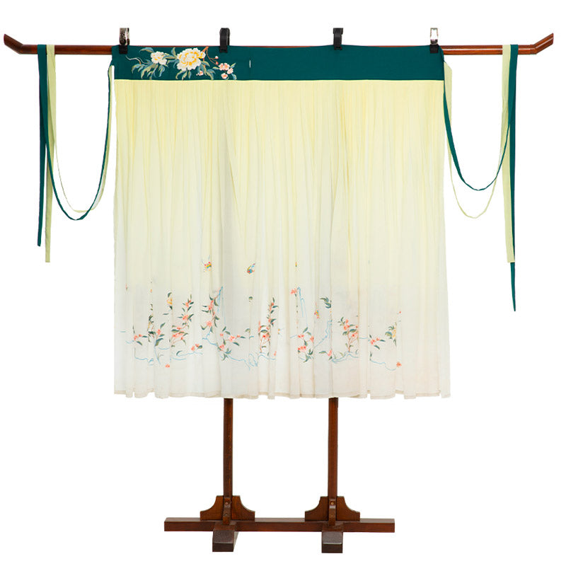 Song of Spring - Peony and Pear Blossoms Embroidery Hanfu Clothing Chinese Dress for Garden Tea Party-07