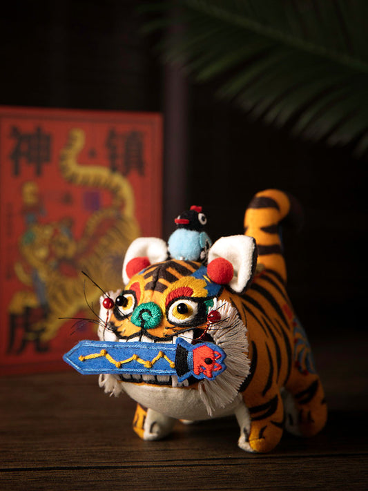 Chinese-style Embroidered Tiger Amulet DIY Embroidery Material Kit -Auspicious Tiger Sachet Pendant Christmas Gift-01