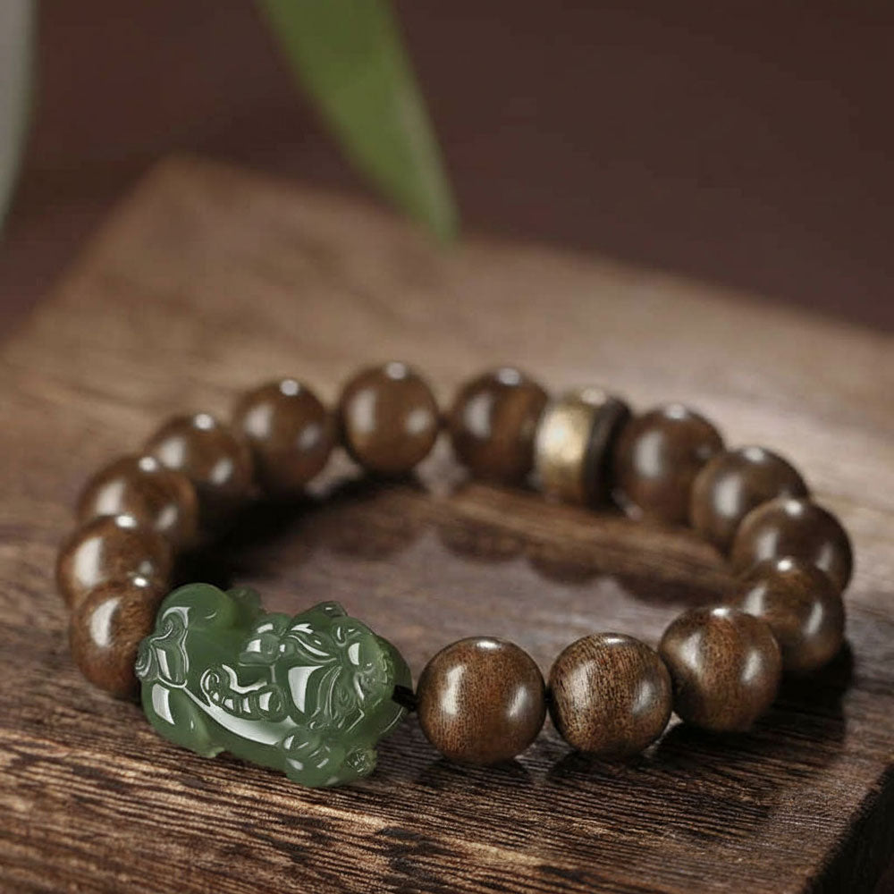 Natural Agarwood Beads with Hetian Qing Jade Pixiu-02