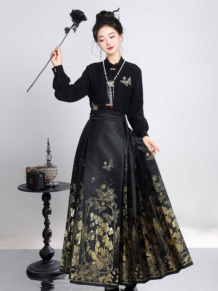 Butterfly Dawn -Woven Gold Butterfly Ma Mian Qun Hanfu Skirt-02