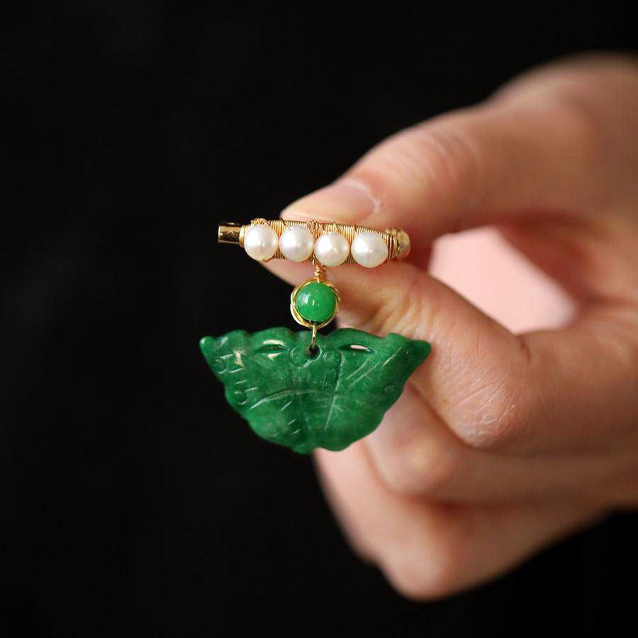 Chinese Green Butterfly Brooch with Freshwater Pearls-02