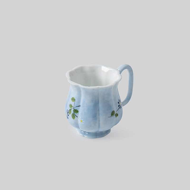Sky-Blue Daisy Hand-Painted Porcelain Tea Cup-01