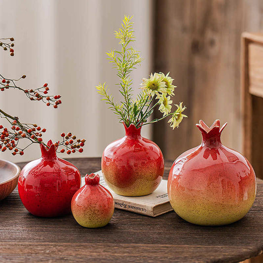 Chinese Auspicious Red Pomegranate-Shaped Ceramic Vase Decoration-01