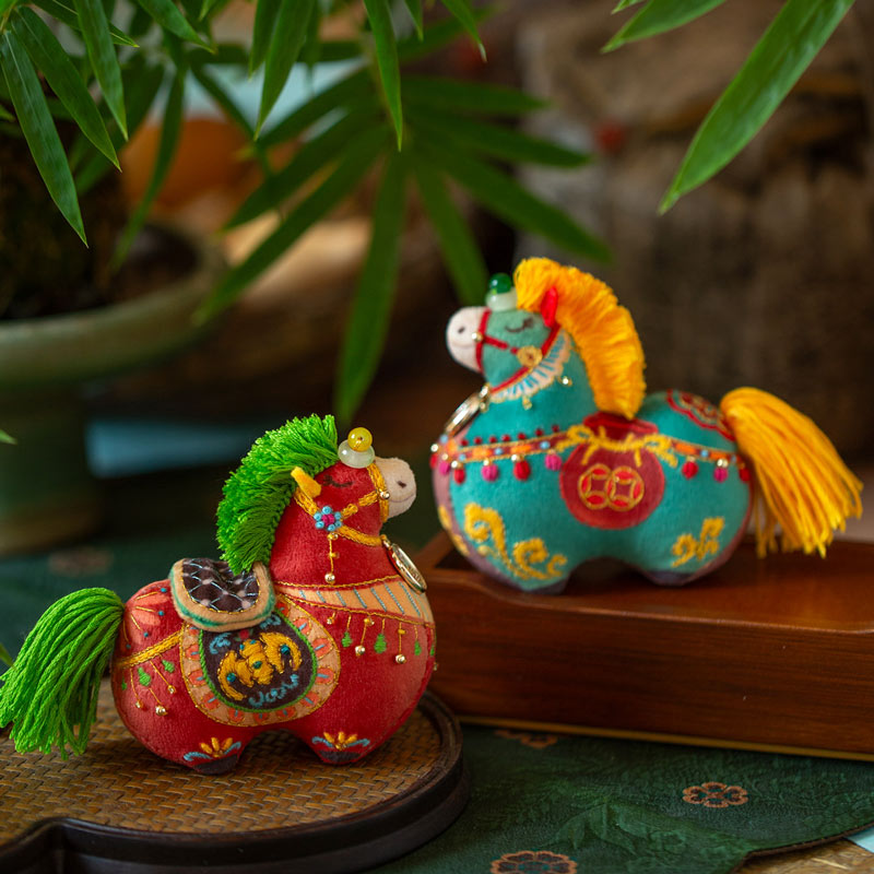 Tang Dynasty Style Horse Embroidery Lucky Amulet Pendant – Handmade DIY Embroidery Kit – Gift-02
