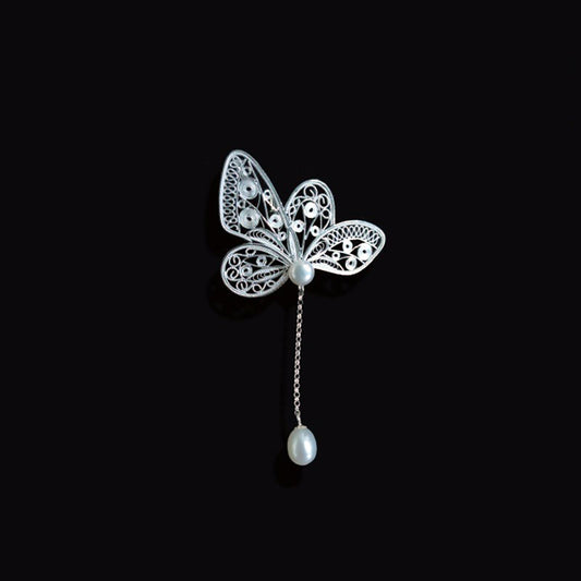 Vintage Plain Silver Filigree Butterfly Brooch/Pendant with Natural Freshwater Pearls-01