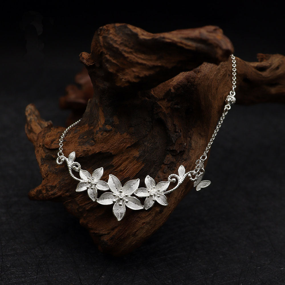 Triple Lily Filigree Necklace in 999 Fine Silver-02