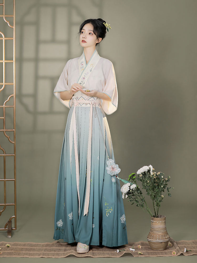 Graceful Vintage Ombre Blue Embroidered Flower Modern Hanfu Skirt Inspired by the Song Dynasty-03