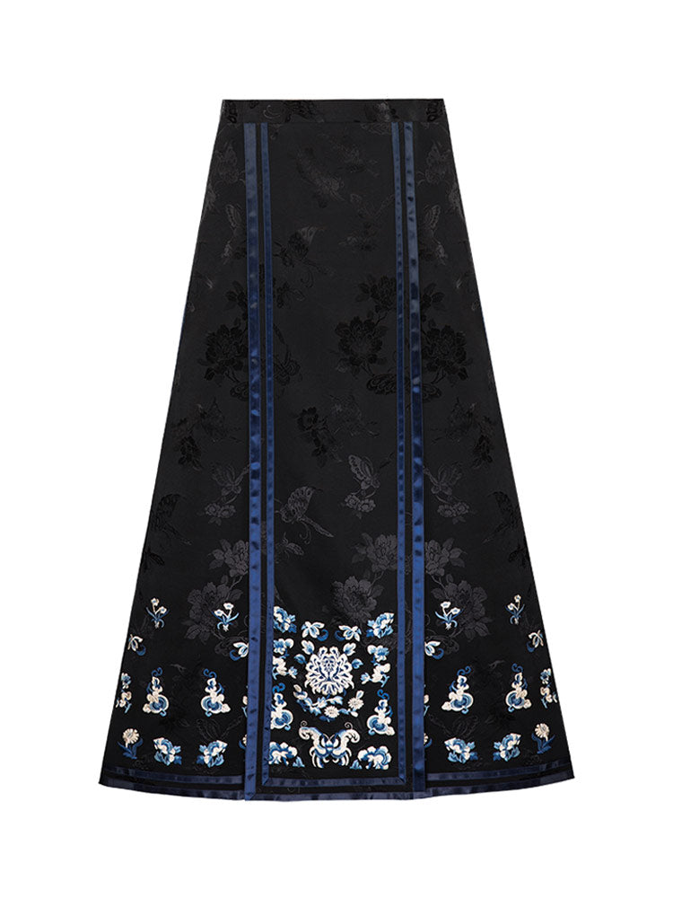 Blue & White Embroidered Ma Mian Qun – Qing Inspired Neo-Hanfu Brocade Skirt-07