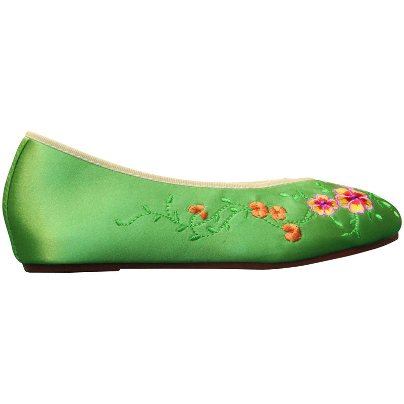 Plum Blossom-Embroidered Tender Green Flats-02