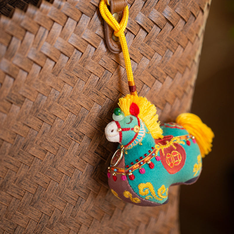 Tang Dynasty Style Horse Embroidery Lucky Amulet Pendant – Handmade DIY Embroidery Kit – Gift-03