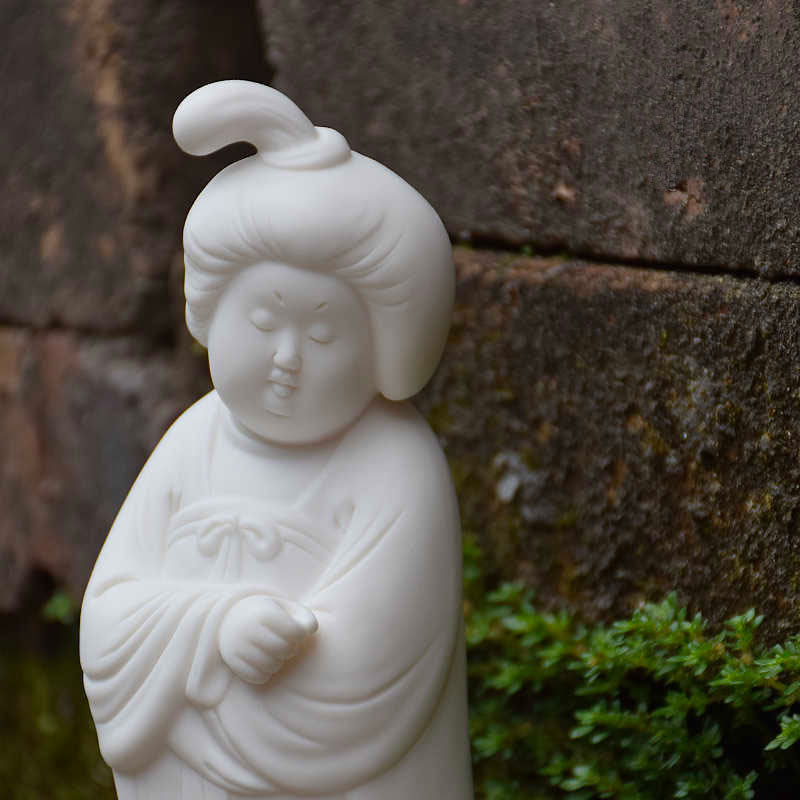 Tang Dynasty Lady Porcelain Incense Holder-03