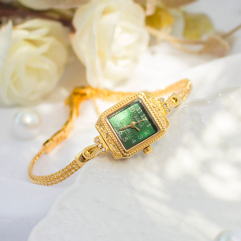 Retro Exquisite Green Square Watch for Women-03