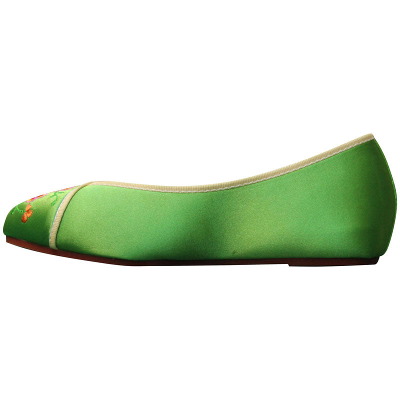 Plum Blossom-Embroidered Tender Green Flats-03
