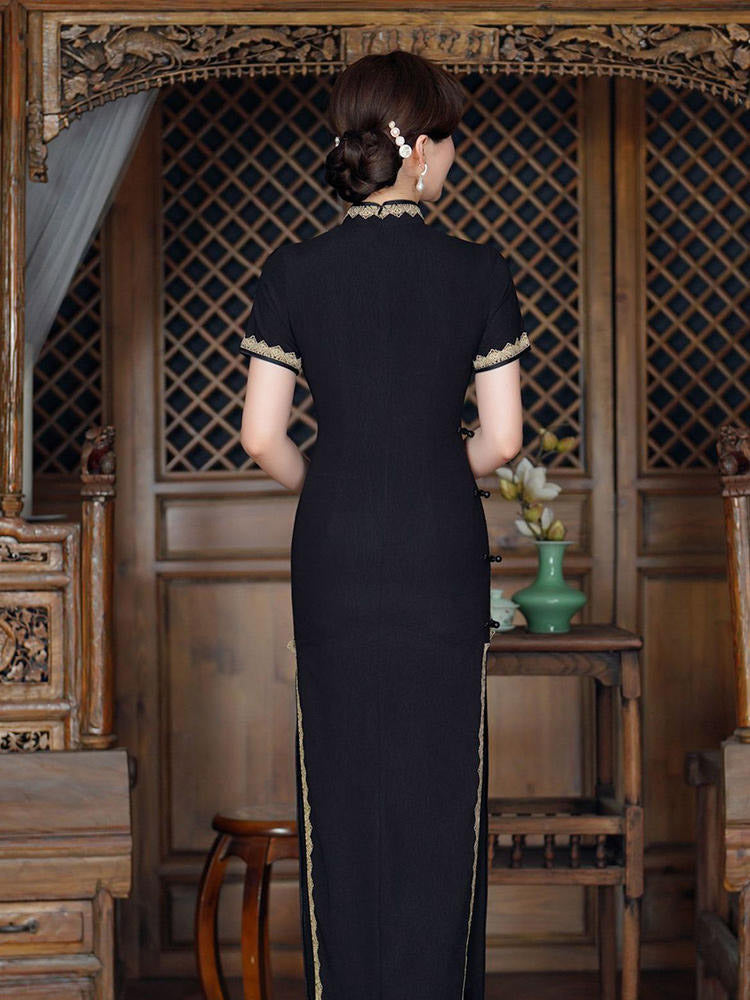 Vintage Elegant Black Long Cheongsam Dress with Lace Trim-03