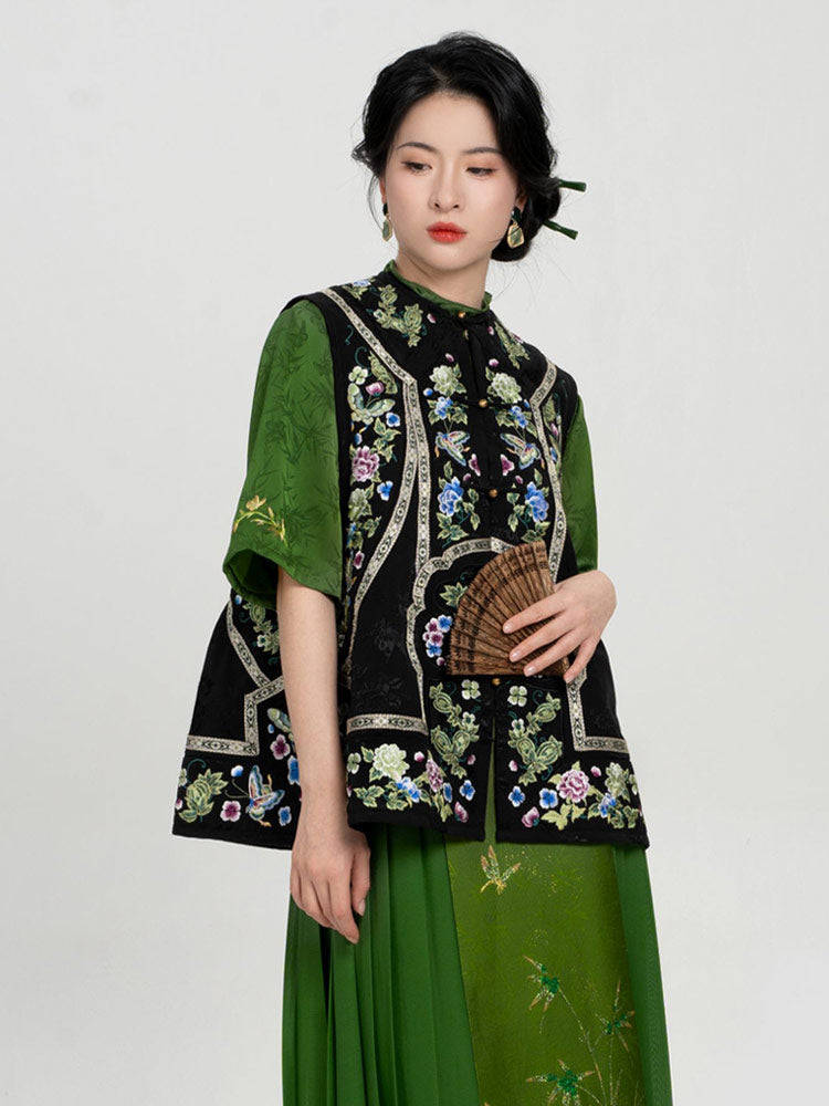 Neo-Chinese Jacquard Vest (Majia) – Handmade Su Embroidery with Peony & Butterfly-03
