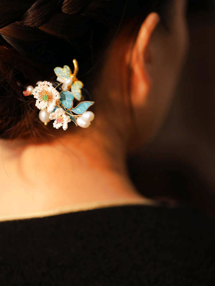 Chinese Blue Enamel Ebony Hairpin with Floral and Dragonfly Details-03