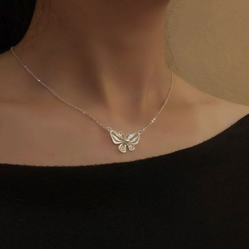 Exquisite Plain Silver Filigree Butterfly Necklace Inlaid with Natural Freshwater Pearls-05