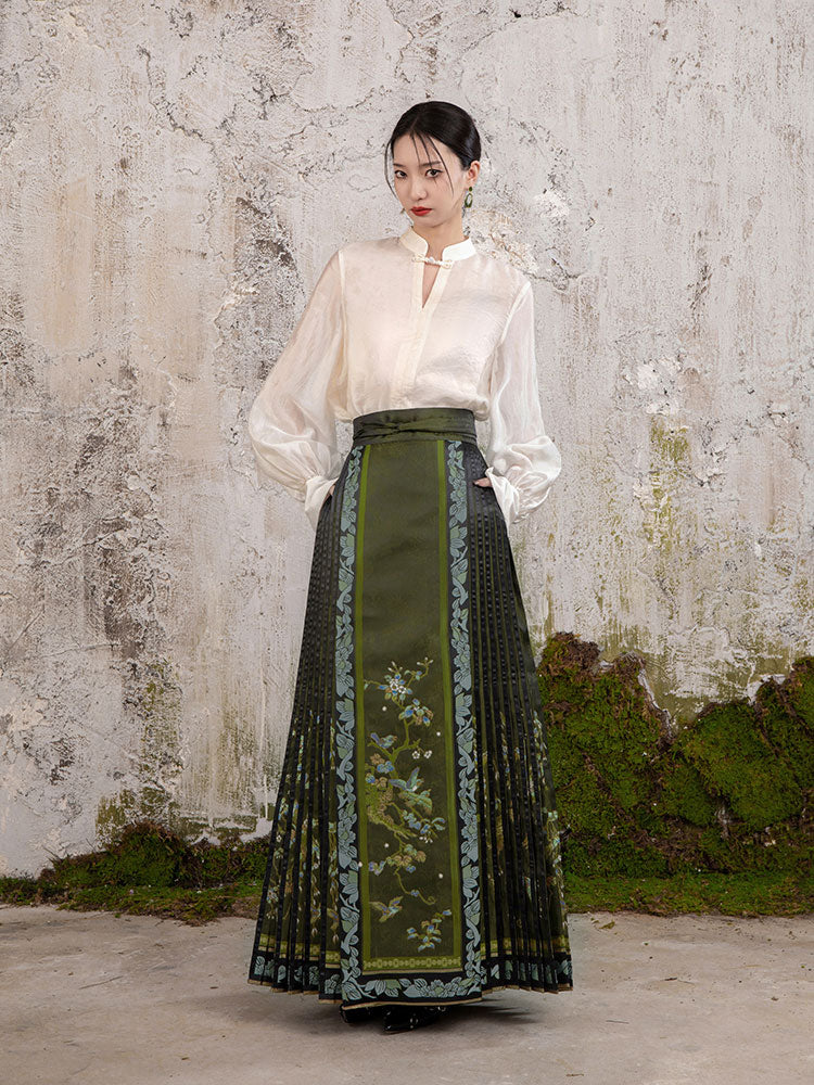 Floral & Avian Motifs – Modernized Seven-Pleated Woven-Gold Ma Mian Qun Skirt Inspired by Chinese Painted Screens-04