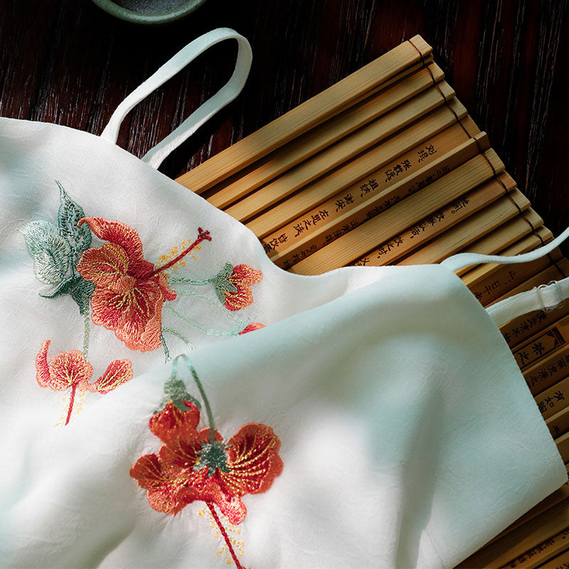 Elegant Vintage Floral Embroidered Camisole Sleeveless Hanfu Undershirt-04