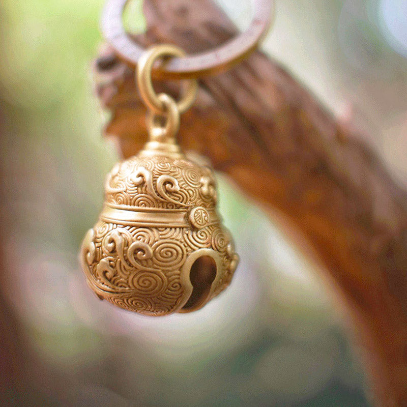 Vintage Chinese Auspicious Cloud Pattern Handcrafted Brass Gourd-shaped Bell Pendant-05