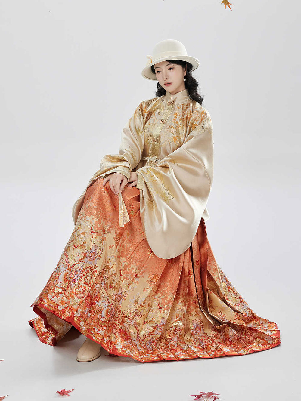Autumn Reverie — Ming-Style Jacquard Top & Gold-Woven Mamian Skirt Set-05