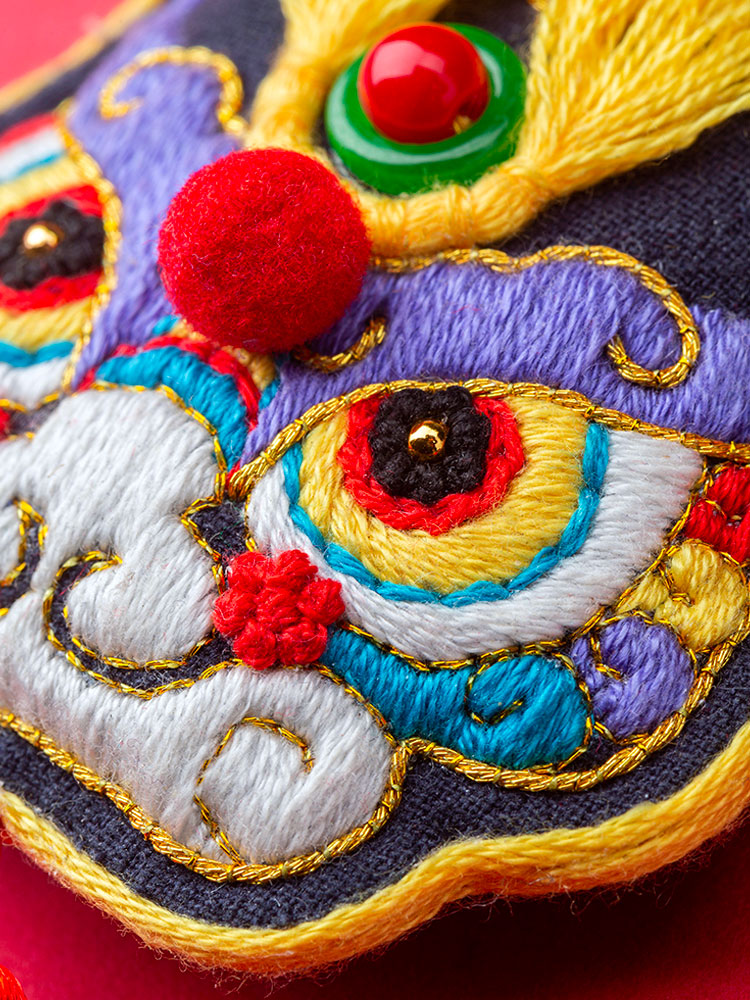 Handmade DIY Chinese Style Lion Embroidery Material Kit, Lion Protection Talisman Pendant Necklace Embroidery Sachet-04