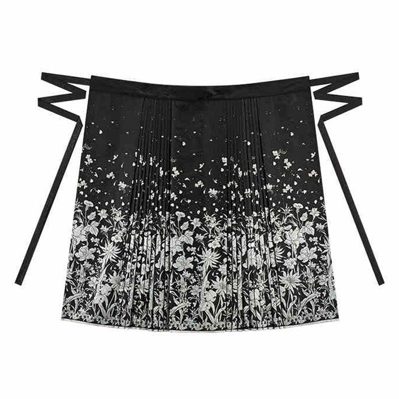 Sea of Flowers Mamianqun- Floral Ma Mian Skirt Inspired by Traditional Chinese Mother-of-Pearl Patterns-07