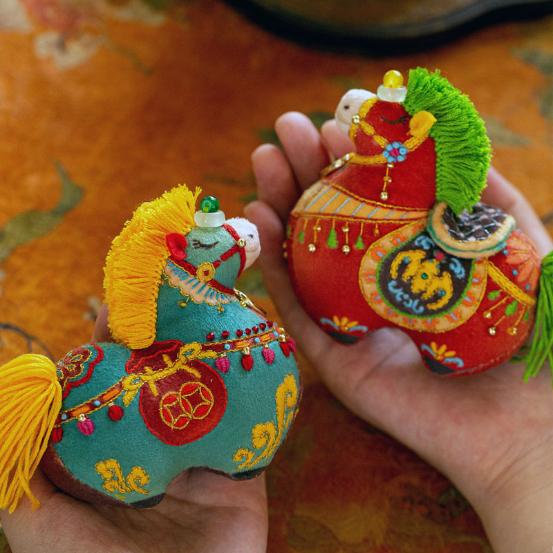 Tang Dynasty Style Horse Embroidery Lucky Amulet Pendant – Handmade DIY Embroidery Kit – Gift-07